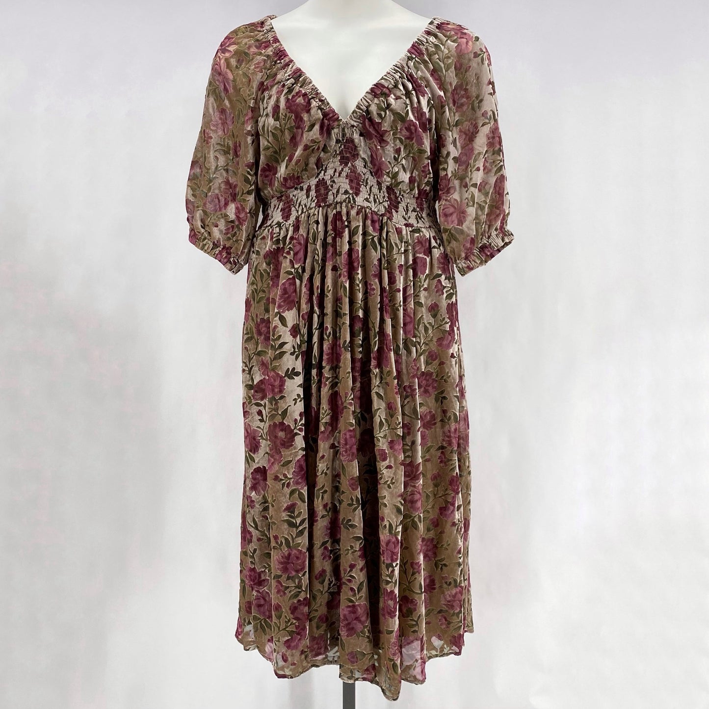 Size 0 TORRID Velvet FLOWERS Dress