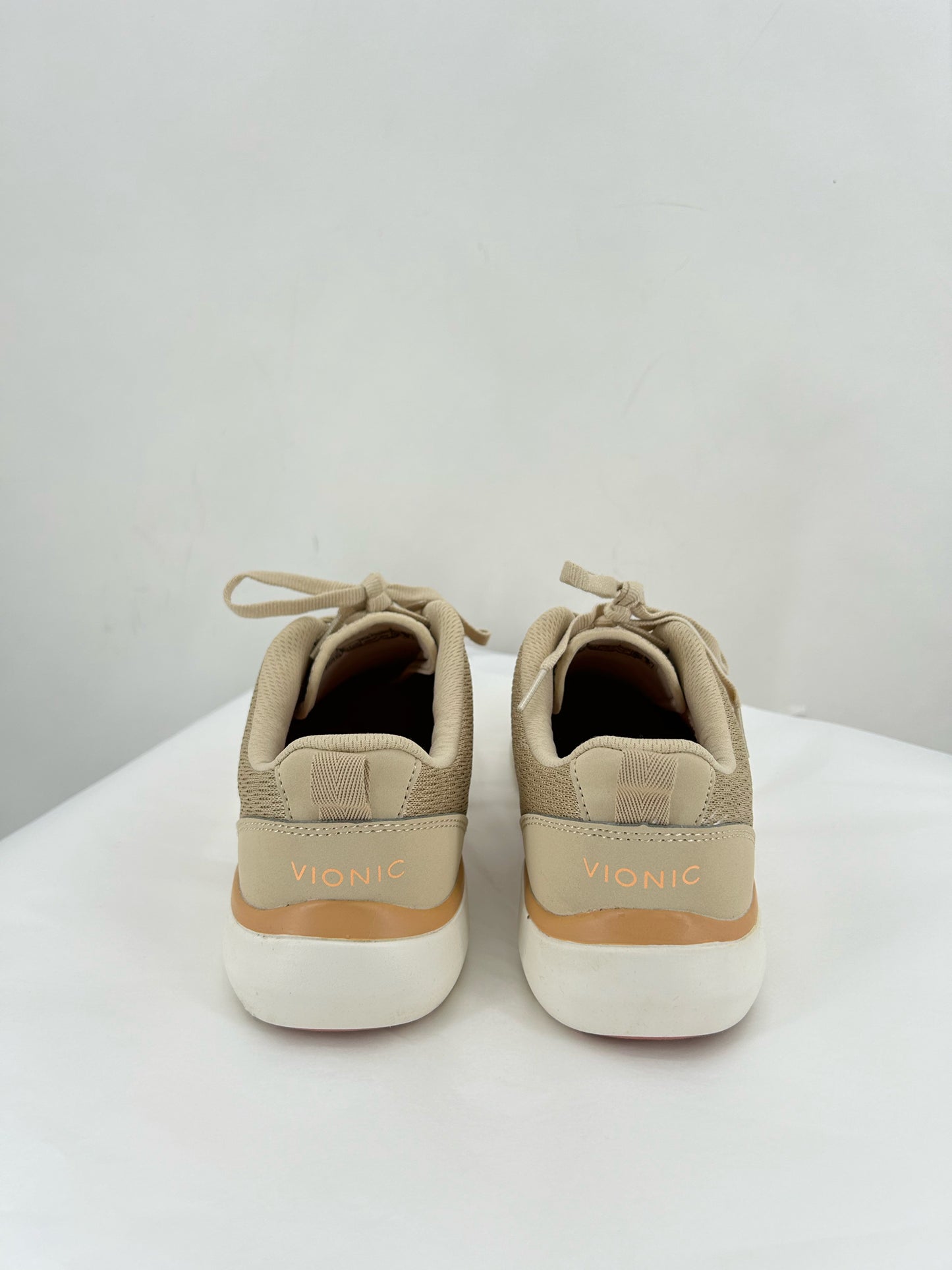 Tan W Shoe Size 7.5 VIONIC Sneakers