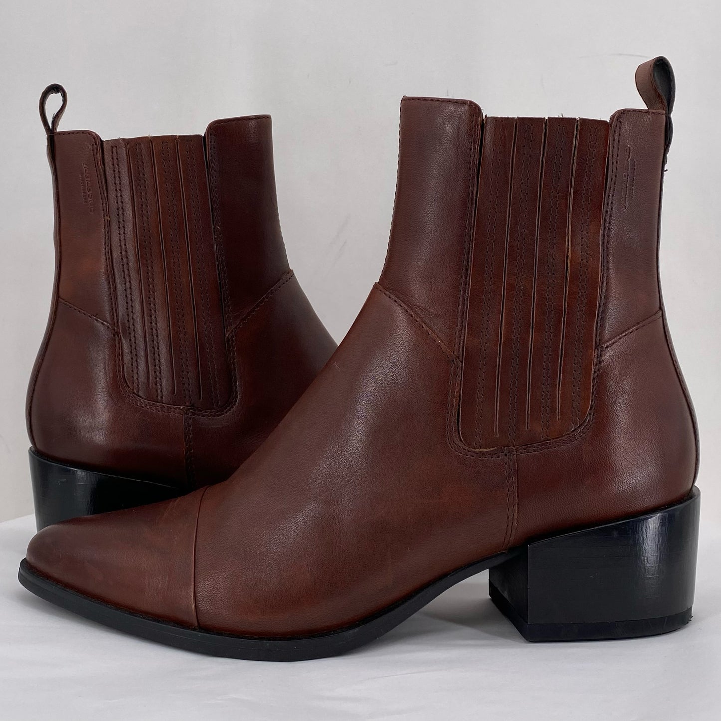 BROWN W Shoe Size 8 VAGABOND IMPORTS Boots