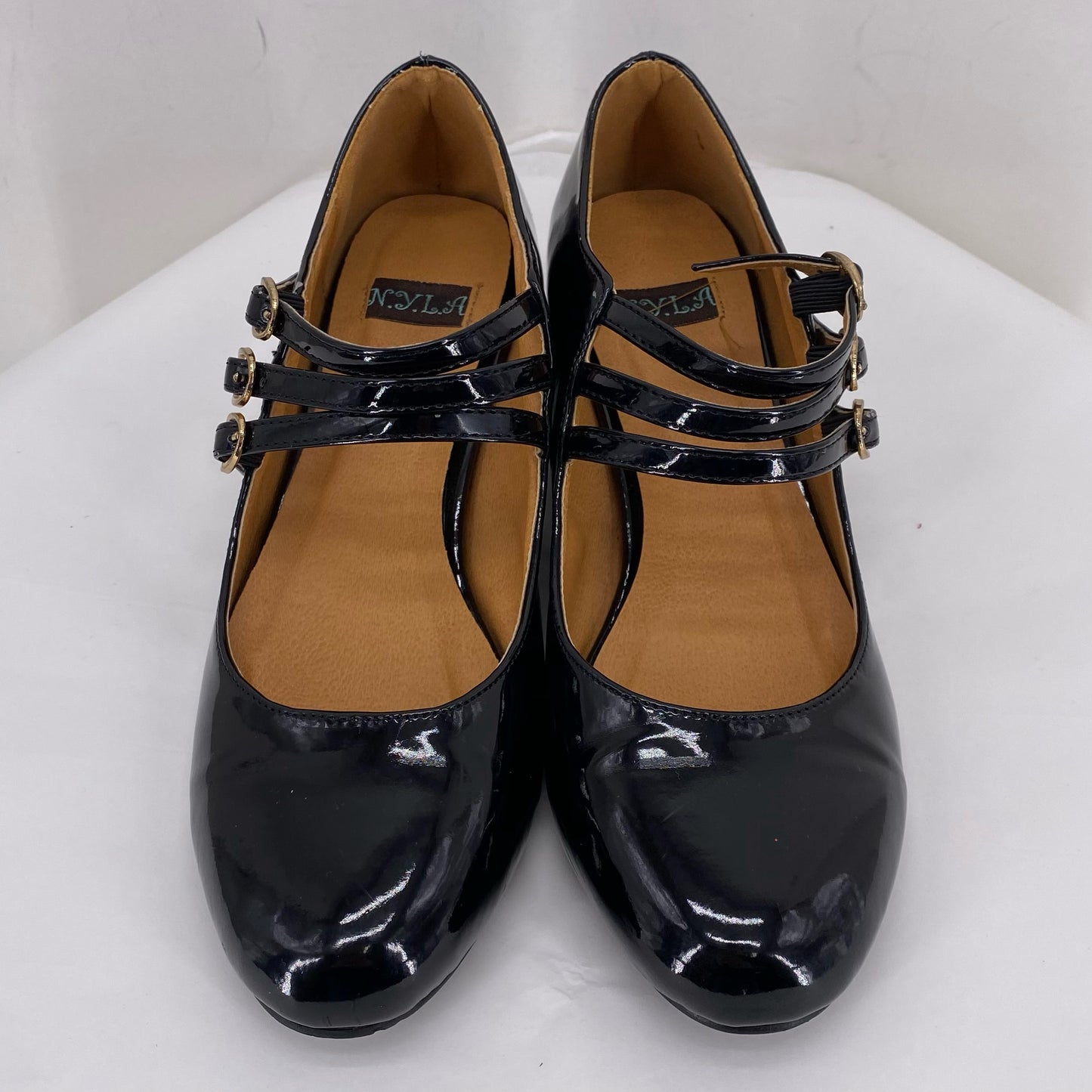 Black W Shoe Size 7 N.Y.L.A. Pumps