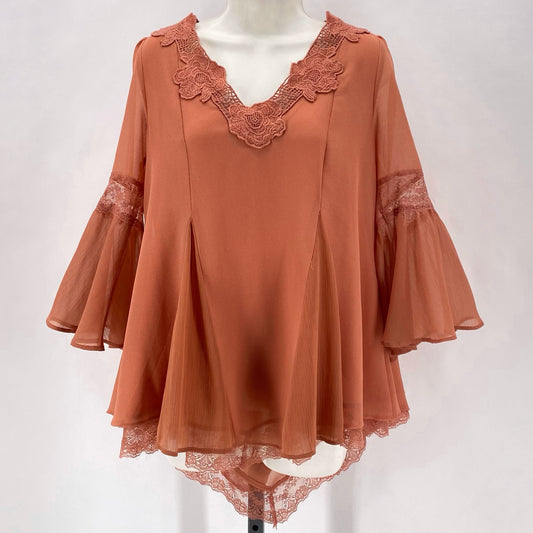 Size M FREE PEOPLE Shirt