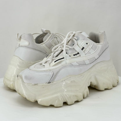 White W Shoe Size 9 STEVE MADDEN Sneakers