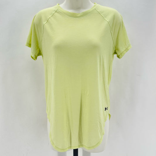 Size M UNDER ARMOUR Athletic Wear