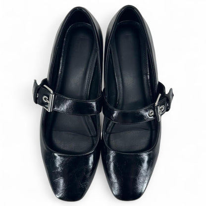 Black W Shoe Size 8.5 DV Flats