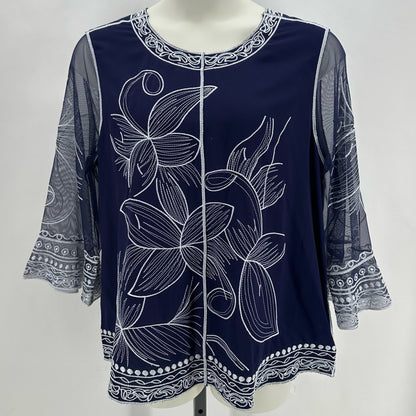 Size 3 CHICO'S FLOWERS Shirt
