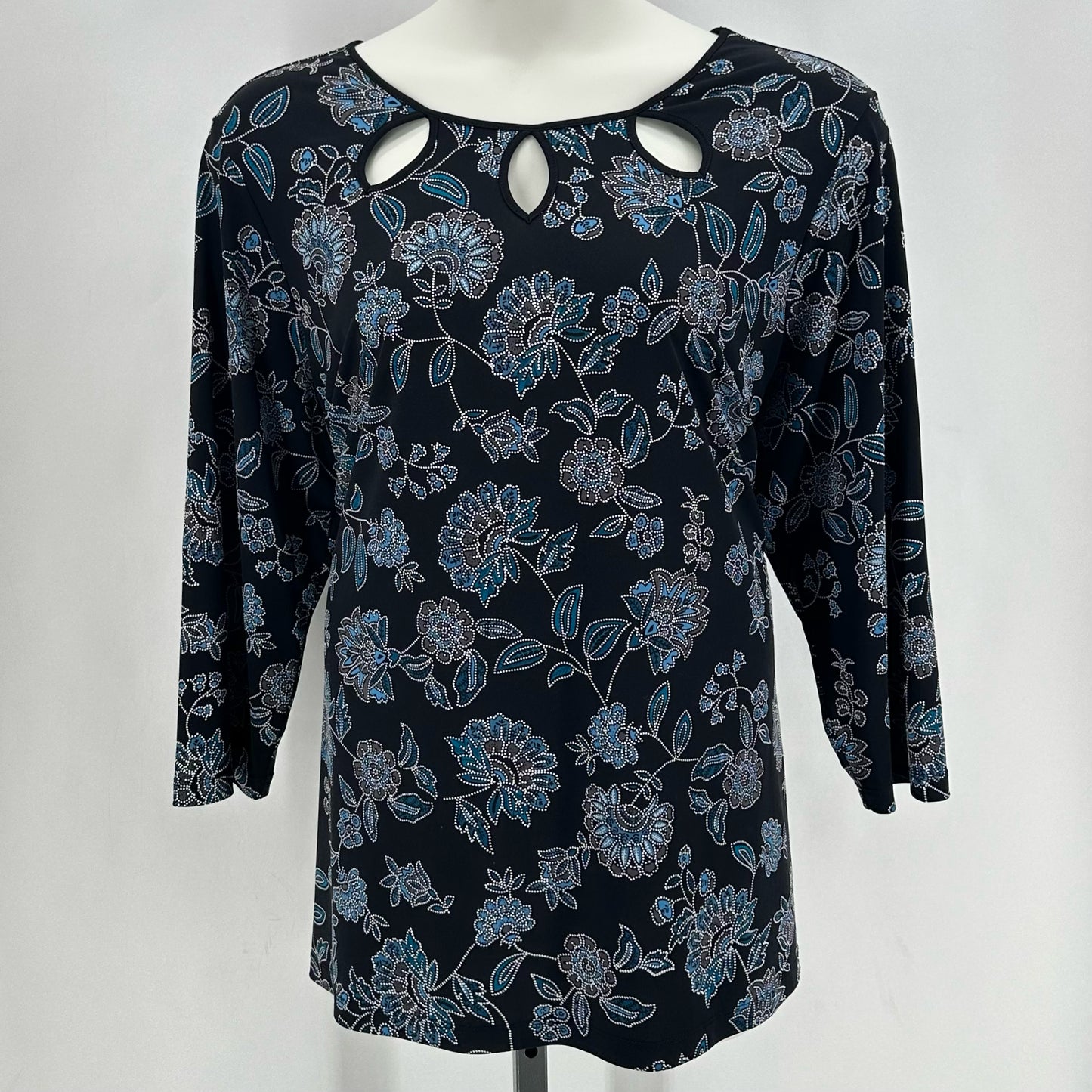 Size 2X RUBY RD FLOWERS Shirt