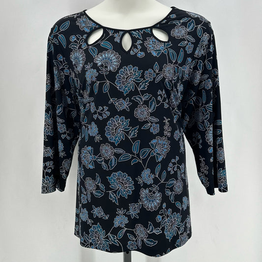 Size 2X RUBY RD FLOWERS Shirt