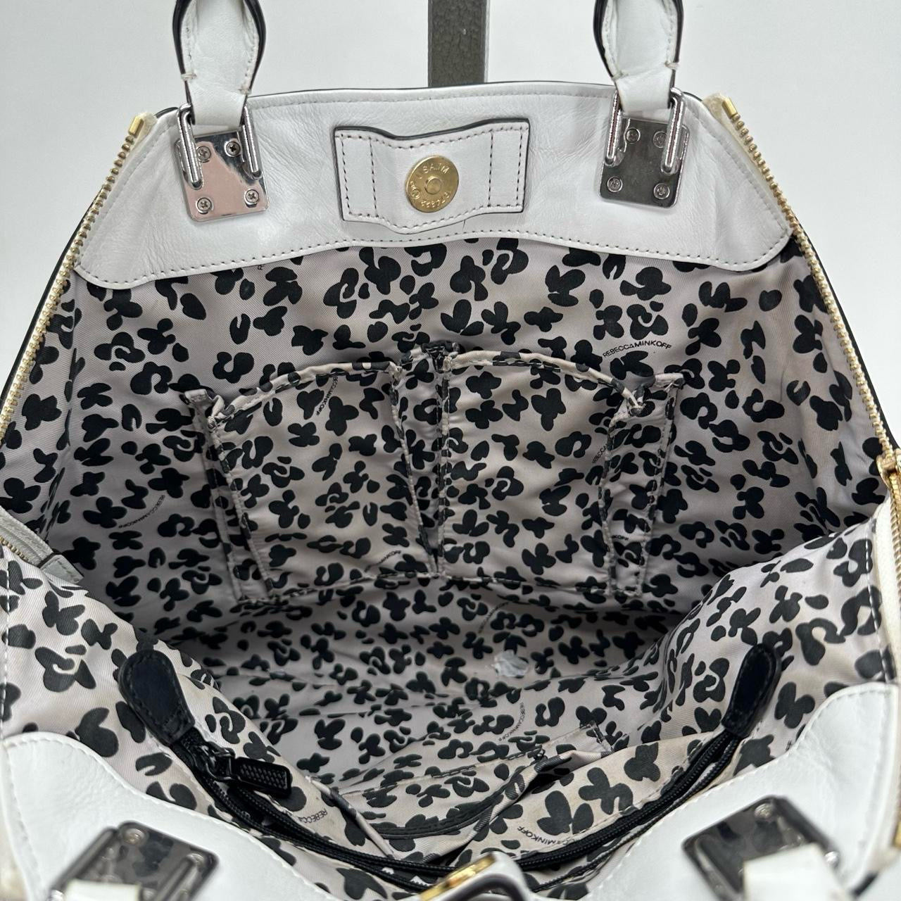 White RIBKOFF TRENDS Leather Satchel