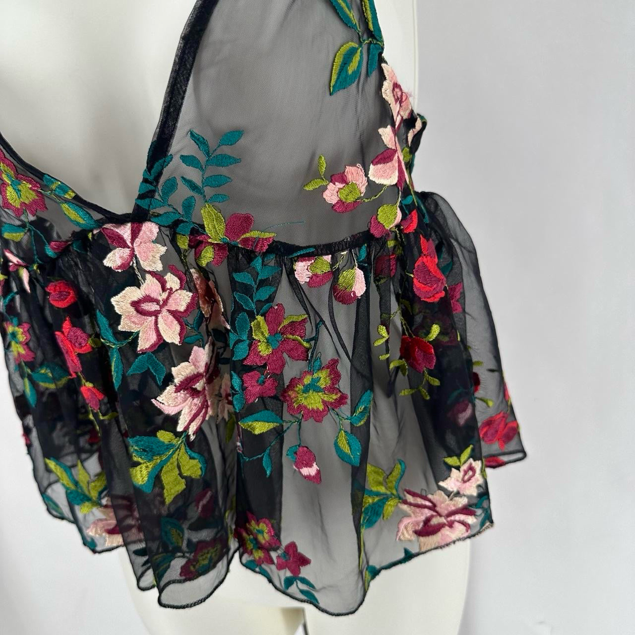 Size XS ECOTE NET Floral Shirt