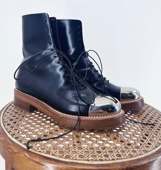 Black W Shoe Size 39 GABRIELA HEARST Boots