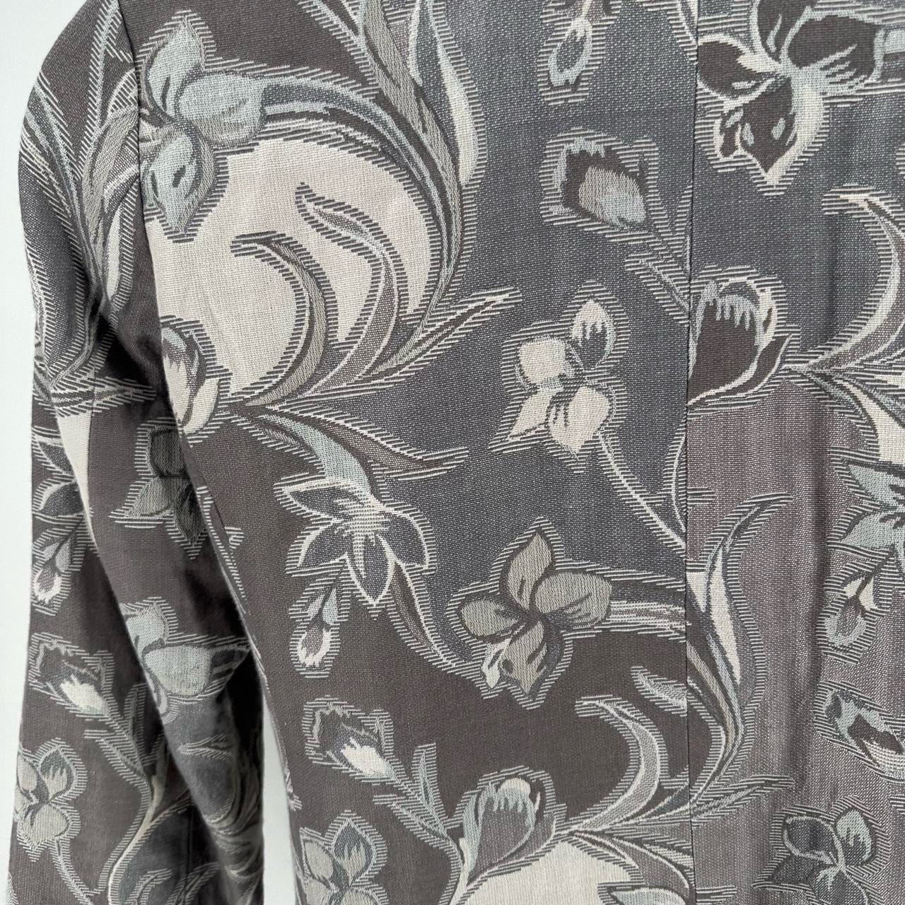 Size 2 CHICO'S FLOWERS Jacket (Outdoor)
