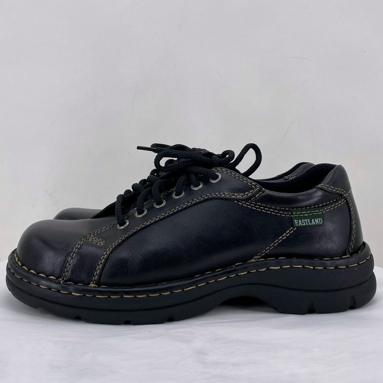 Black W Shoe Size 10 EASTLAND Flats