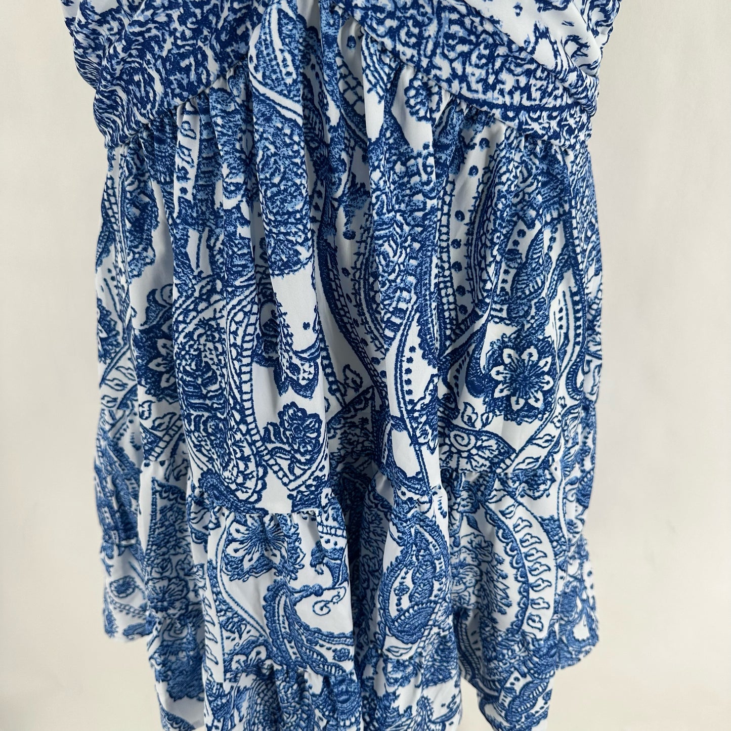 Size L NO TAG FLOWERS Dress