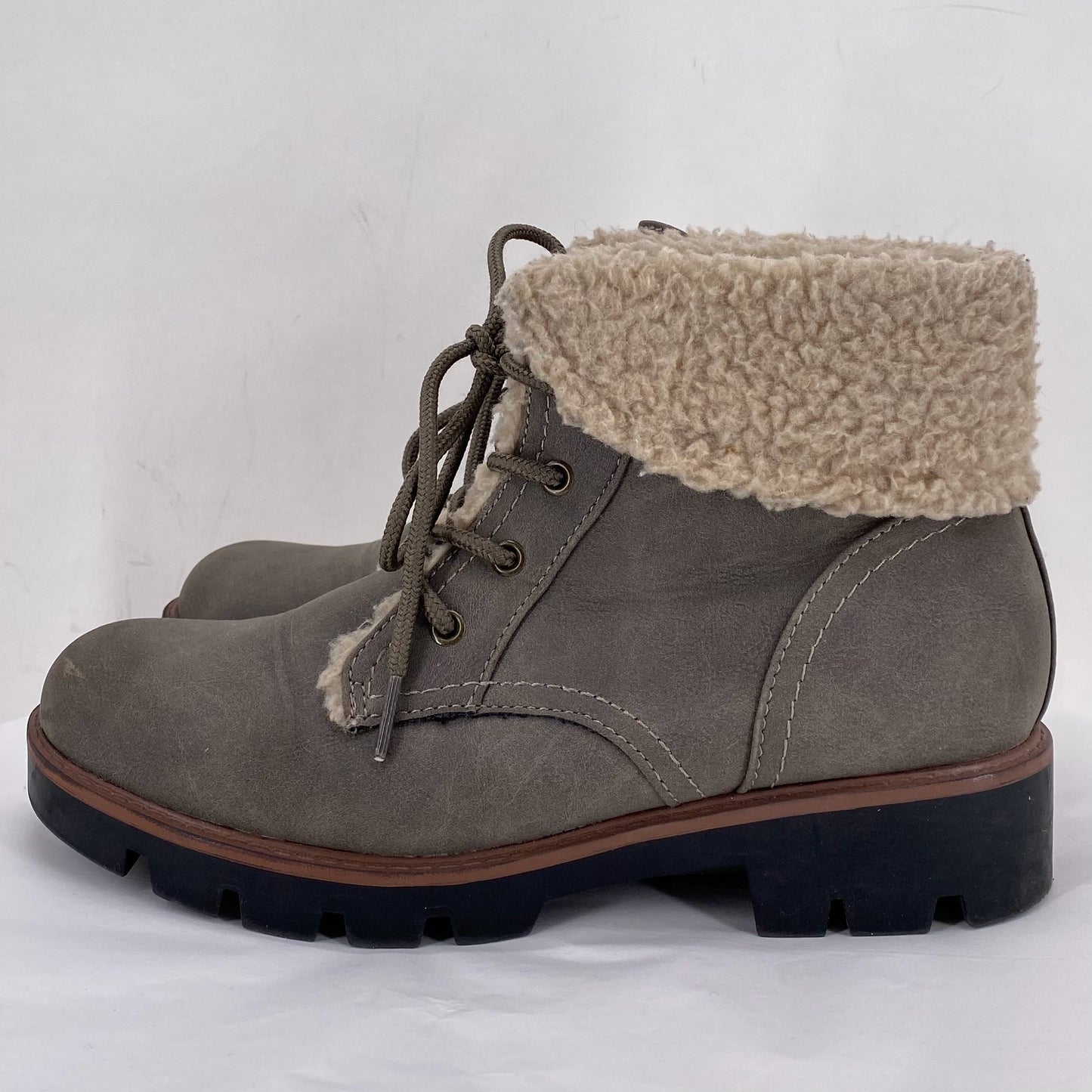 Gray W Shoe Size 8.5 Cliffs Boots