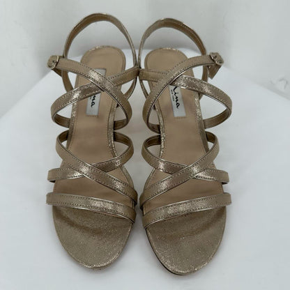GOLD W Shoe Size 8.5 NINA Heels