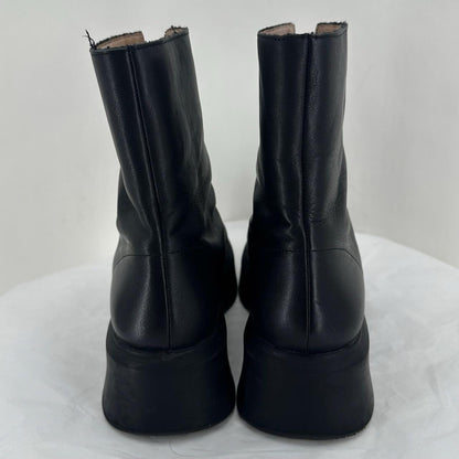 Black W Shoe Size 7 STEVE MADDEN Boots