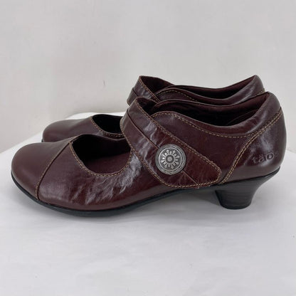 REDDISH BROWN W Shoe Size 8 TAOS Flats