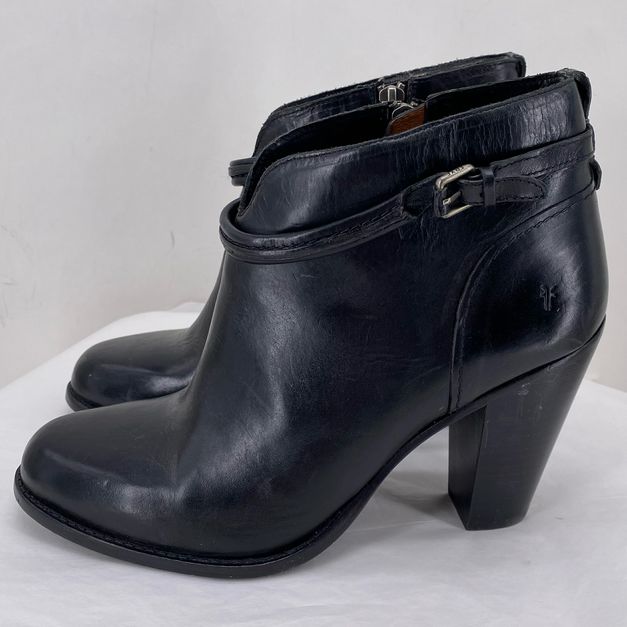 Black W Shoe Size 9 FRYE Boots