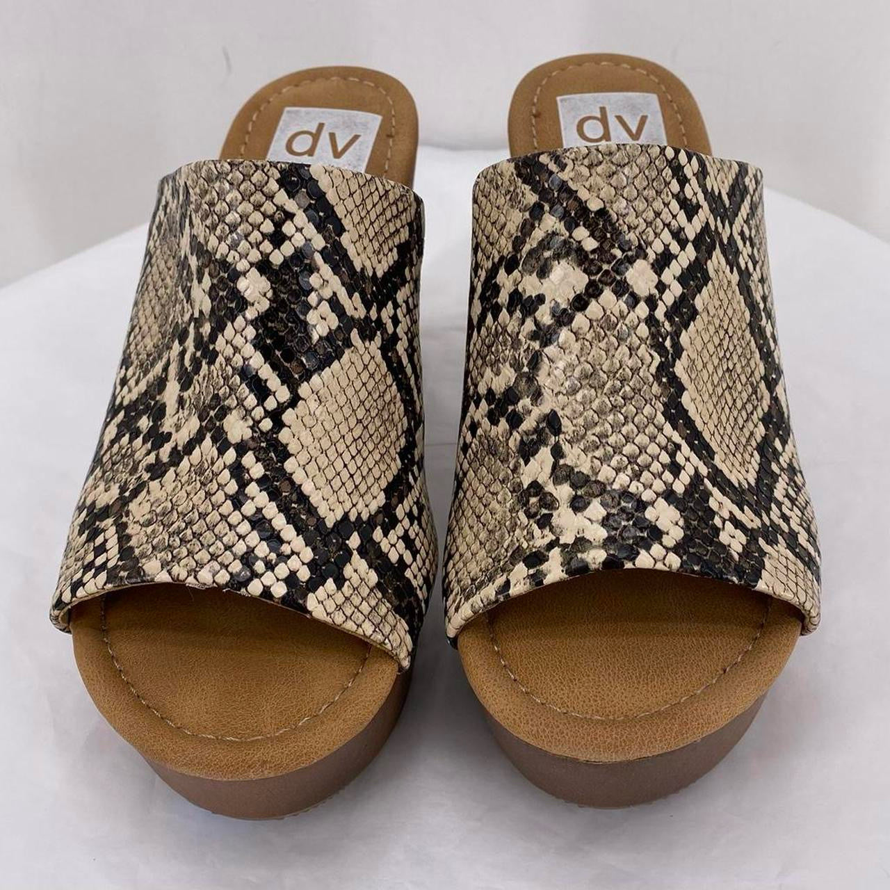 BROWN W Shoe Size 6 DOLCE VITA Sandals