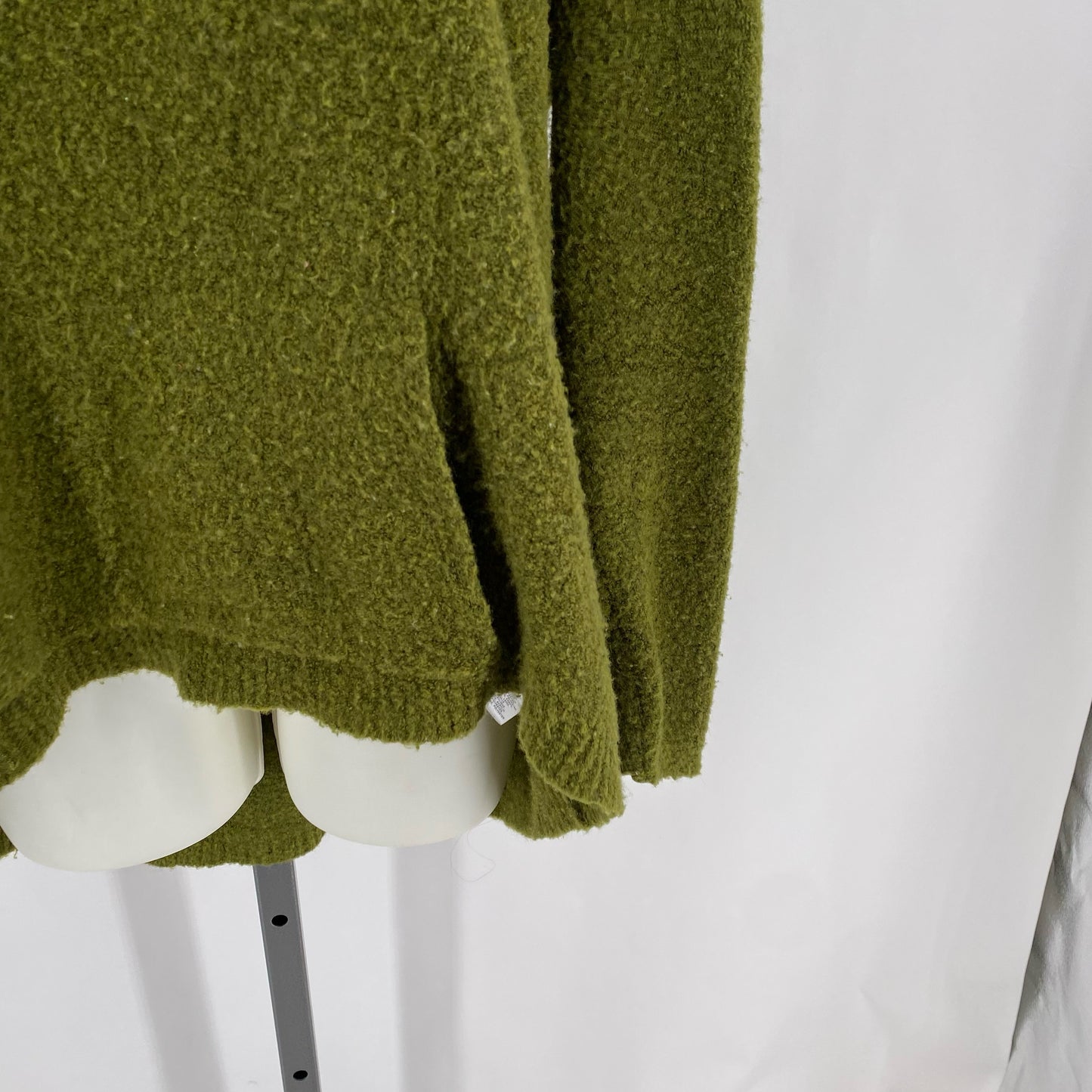 Size S ANGEL OF THE NORTH Sweater