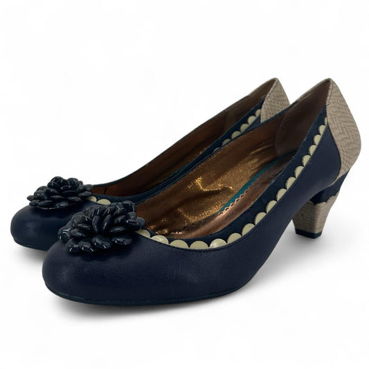 Navy W Shoe Size 10 POETIC LICENSE Pumps