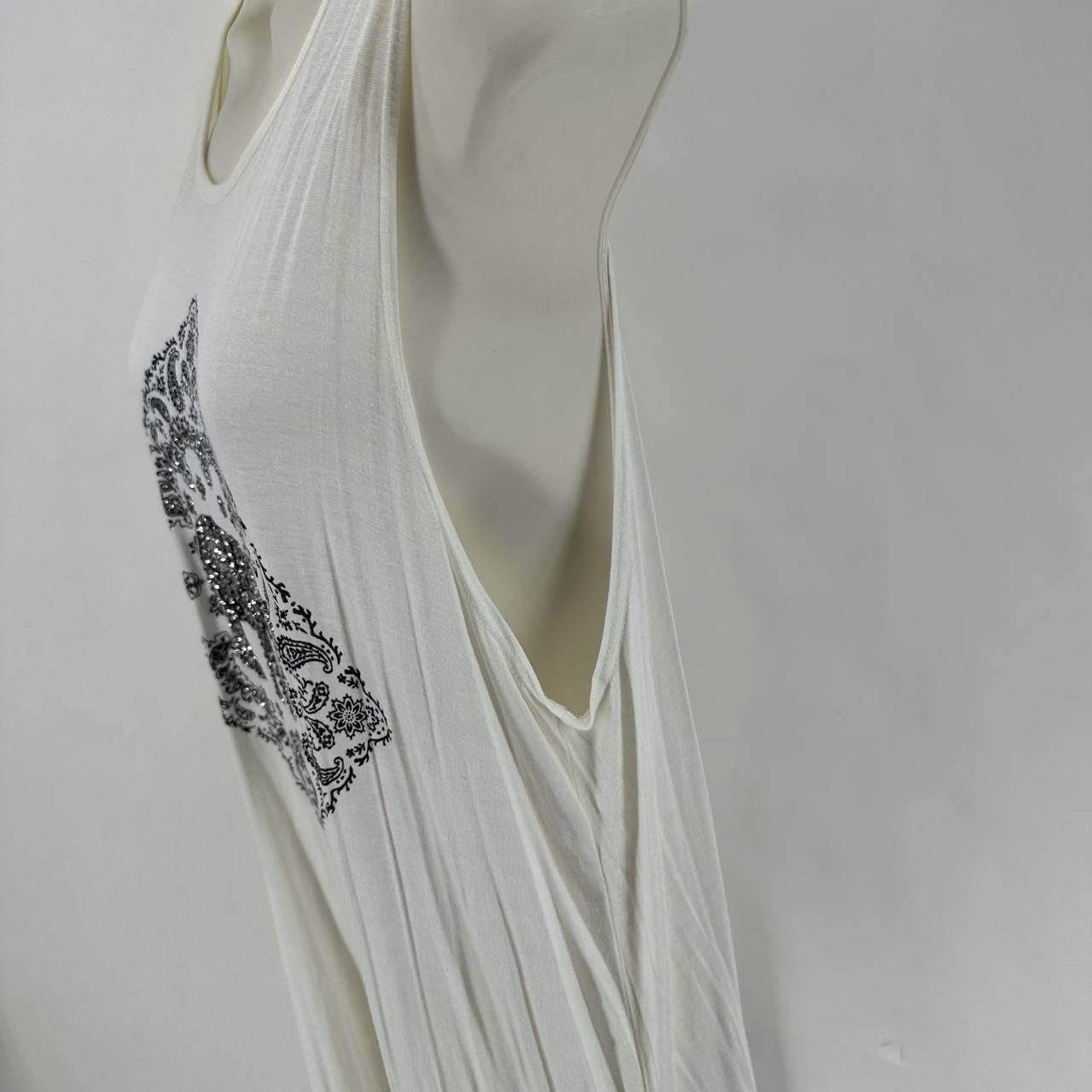 Size L CHARLOTTE RUSSE Shirt