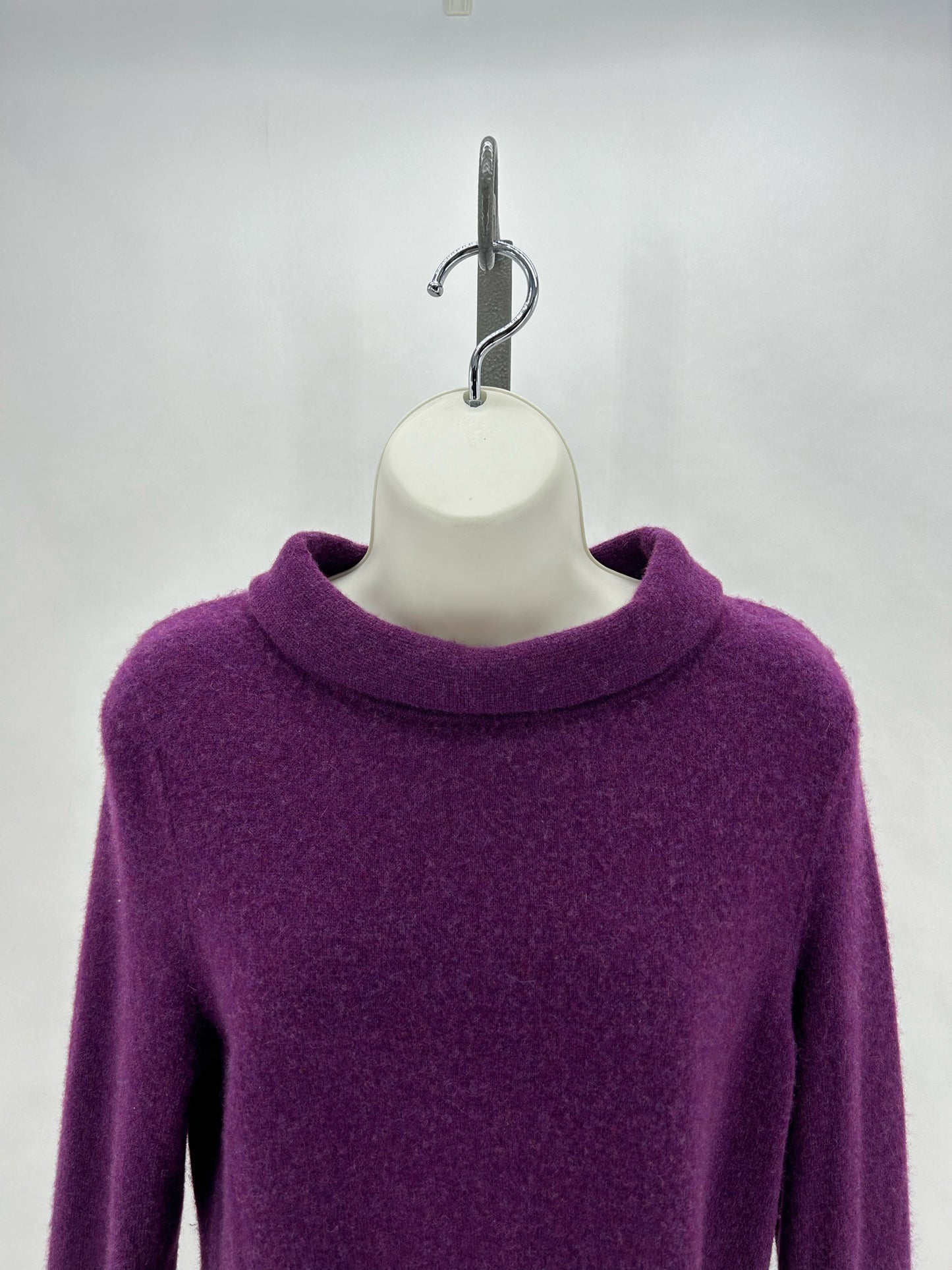 Size L TALBOTS Cashmere Sweater