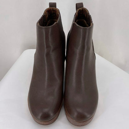 BROWN W Shoe Size 8.5 BOC Boots