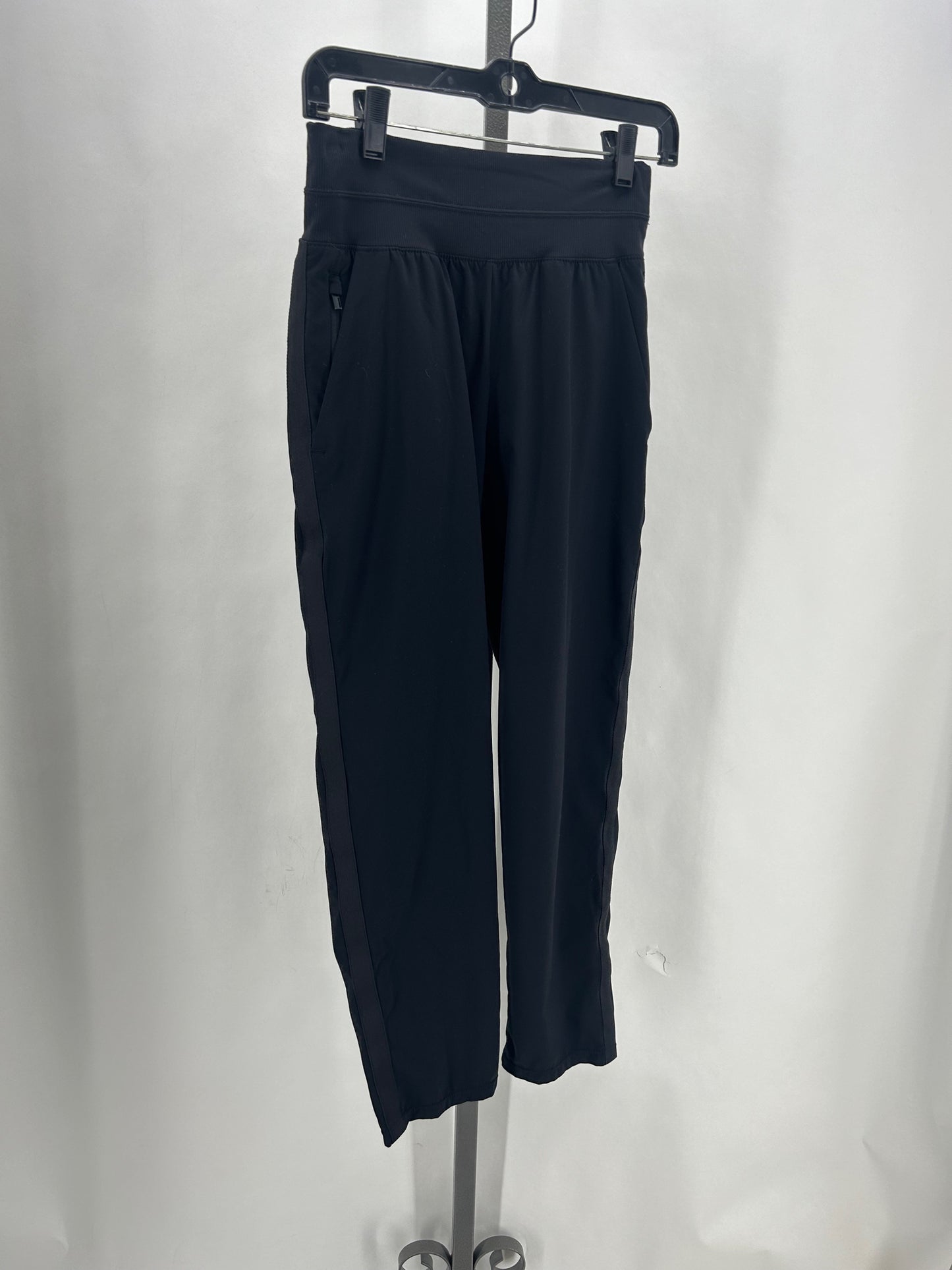 Size 4 ATHLETA Athletic Wear