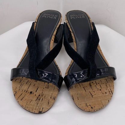 Black W Shoe Size 9.5 DONALD J PLINER Sandals