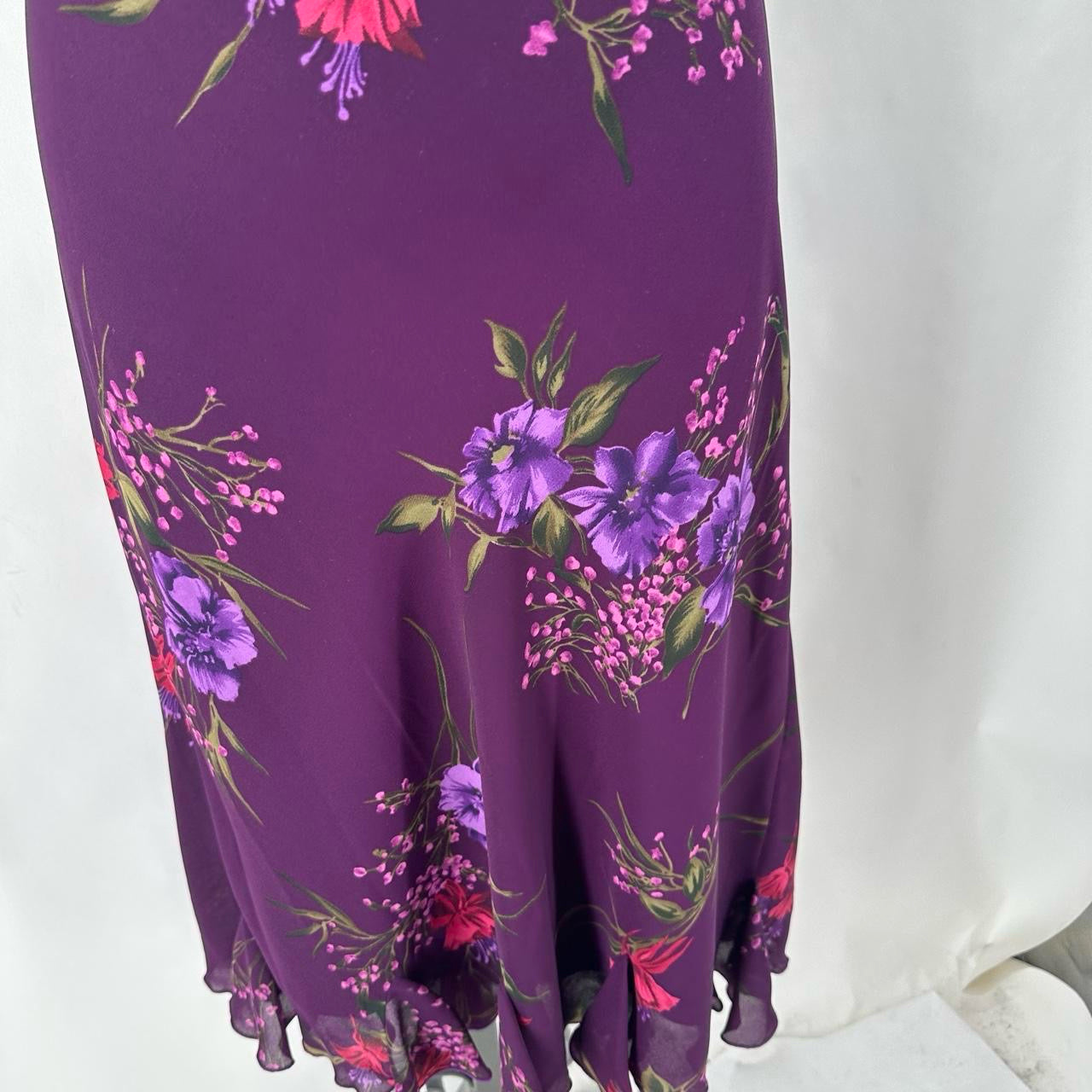 Size 6 KARIN STEVENS FLOWERS Skirt