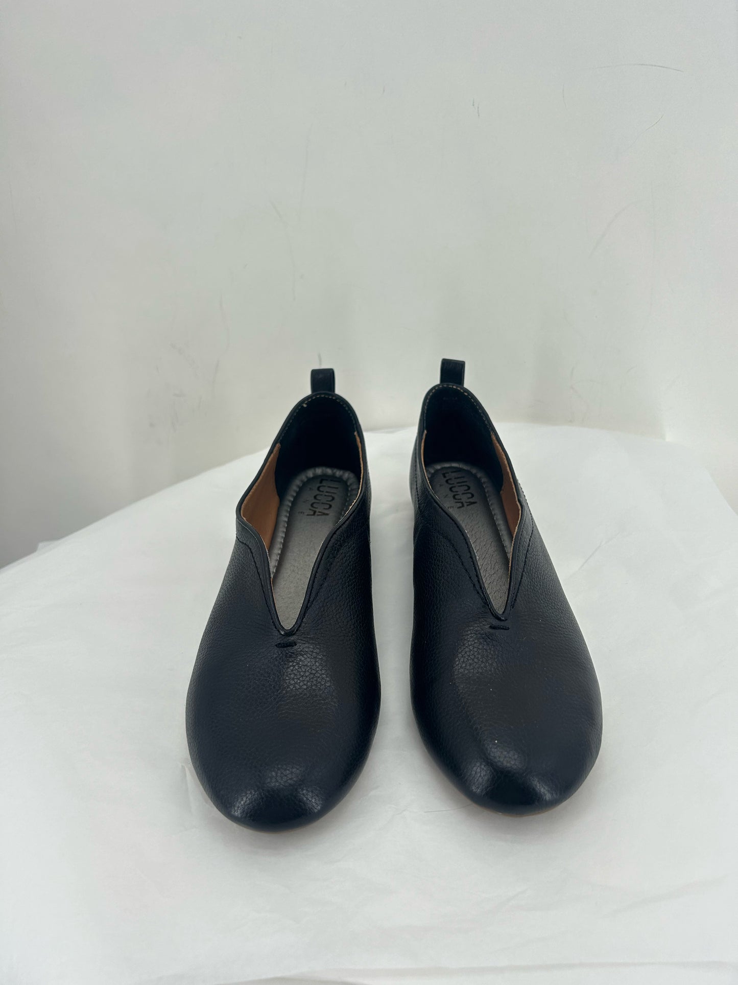 Black W Shoe Size 10 LUCCA Flats