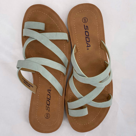 SEAFOAM W Shoe Size 6 SODA Sandals