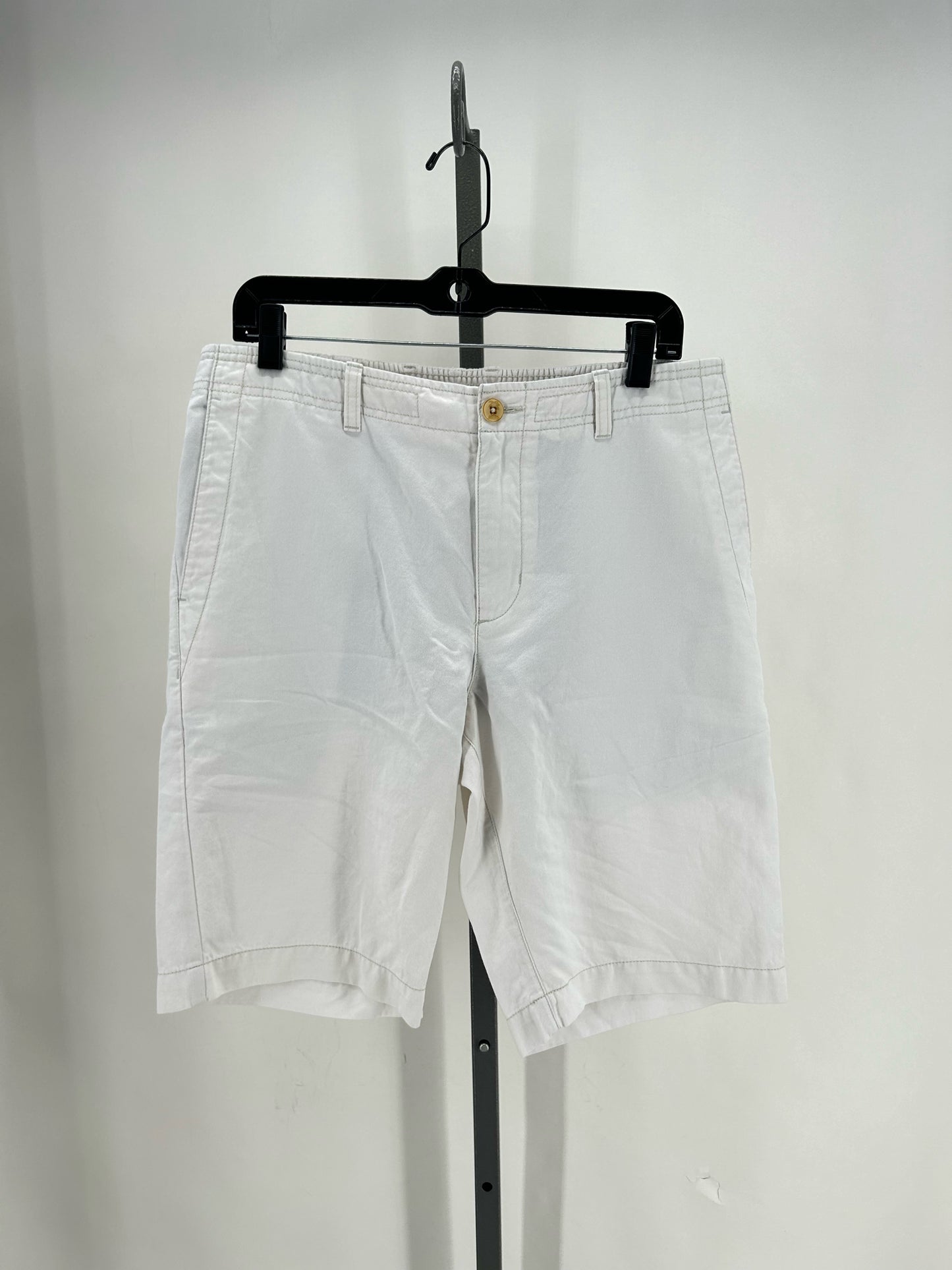 OFFWHITE Size M TOMMY BAHAMA Men's Apparel