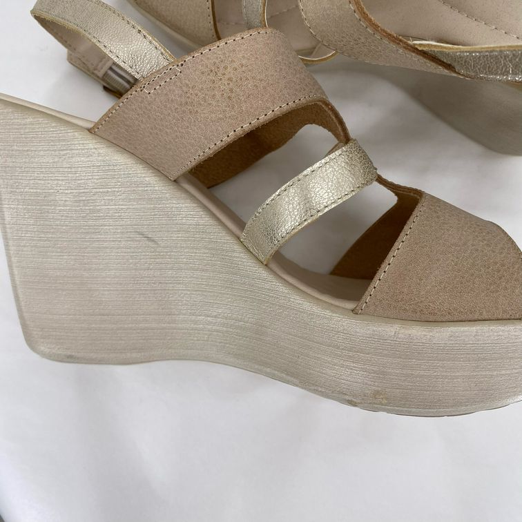 Beige W Shoe Size 10 MATISSE Wedge