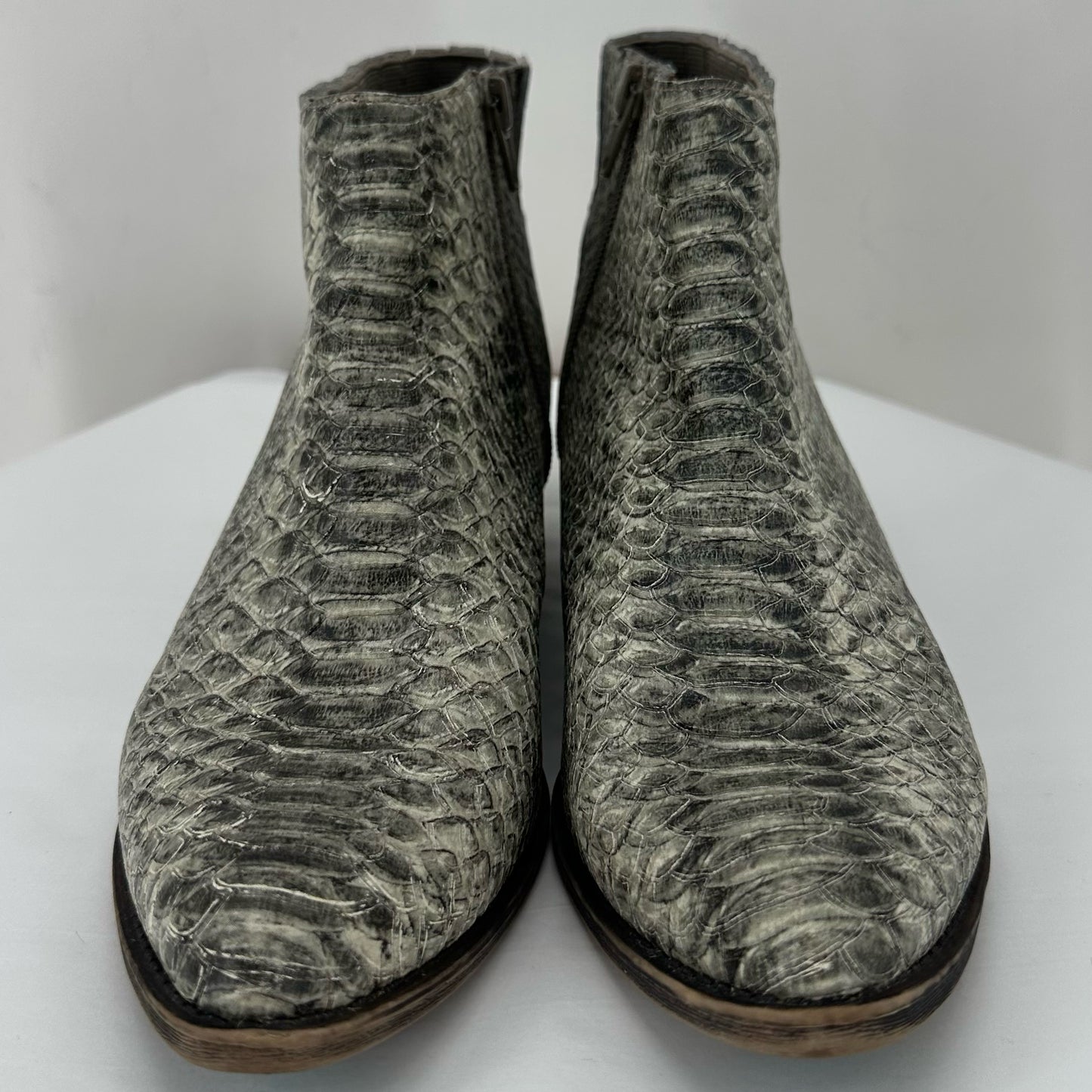 BLACK/GRAY W Shoe Size 7.5 LUCKY BRAND Boots
