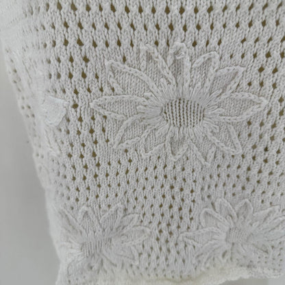 Size M LIZ CLAIBORNE FLOWERS Sweater