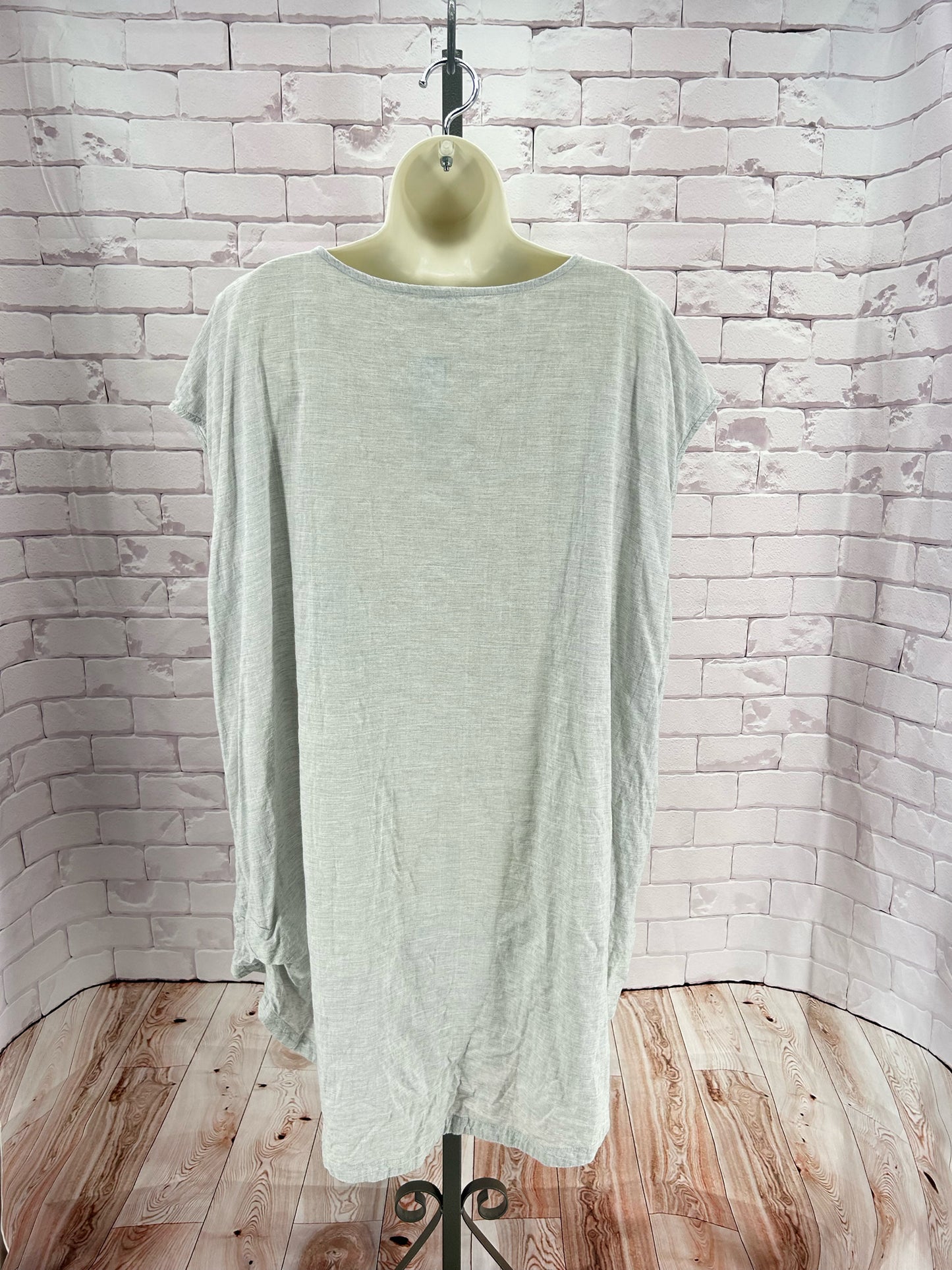 Size S MOYURU Dress