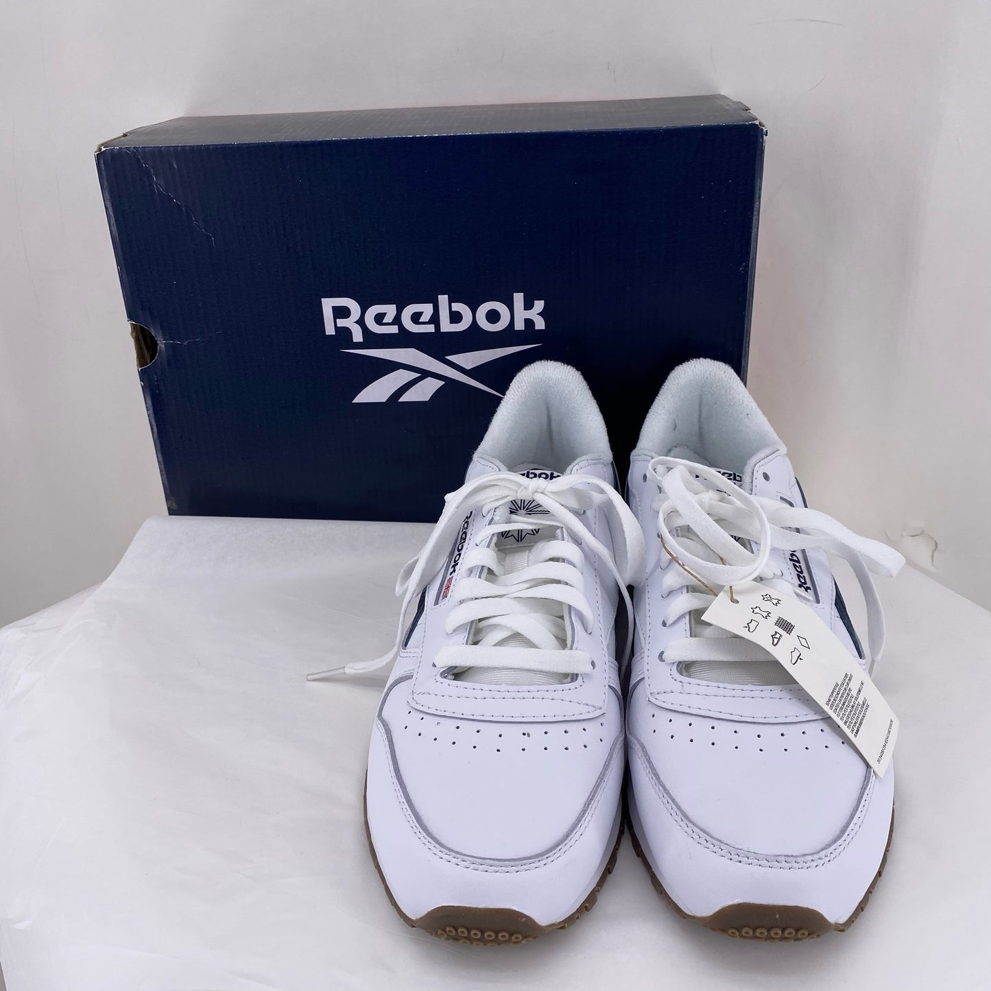 White W Shoe Size 9.5 REEBOK Sneakers