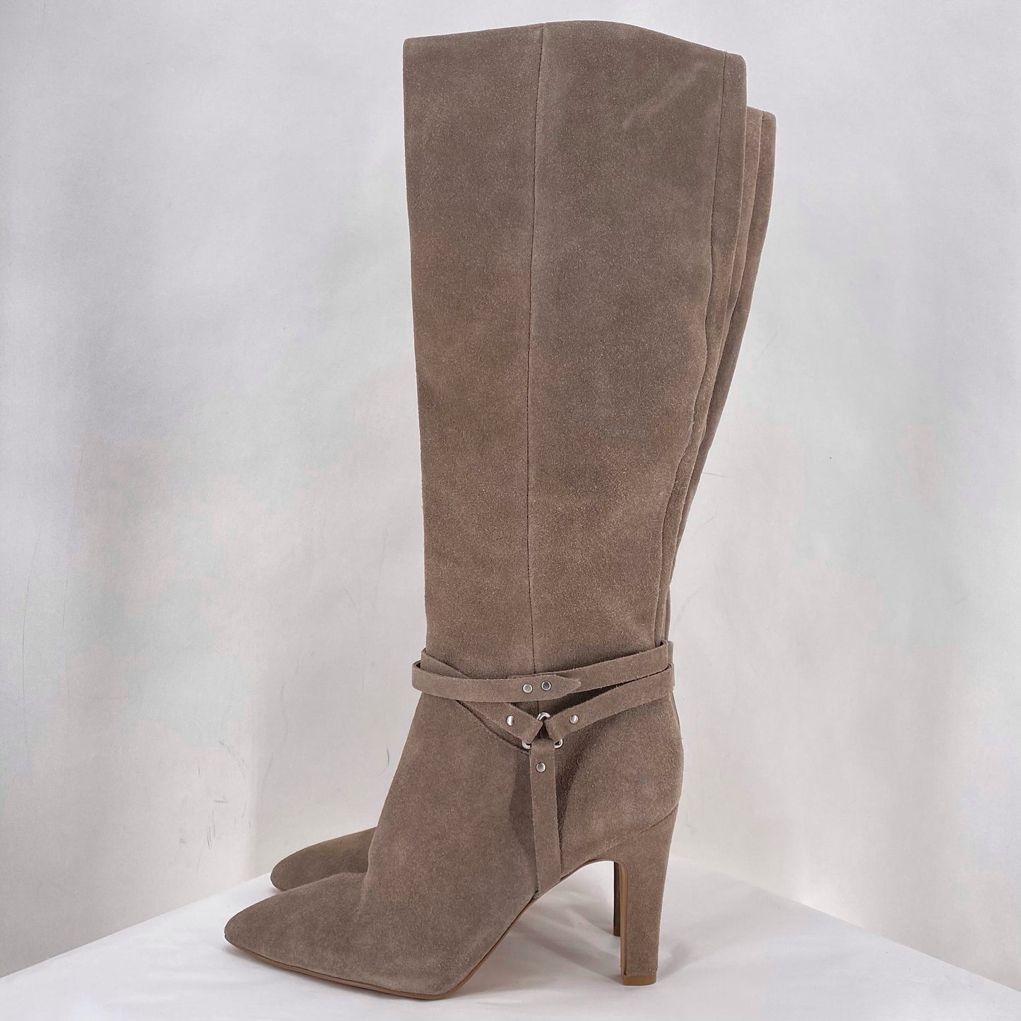 Taupe W Shoe Size 8.5 VINCE CAMUTO Boots