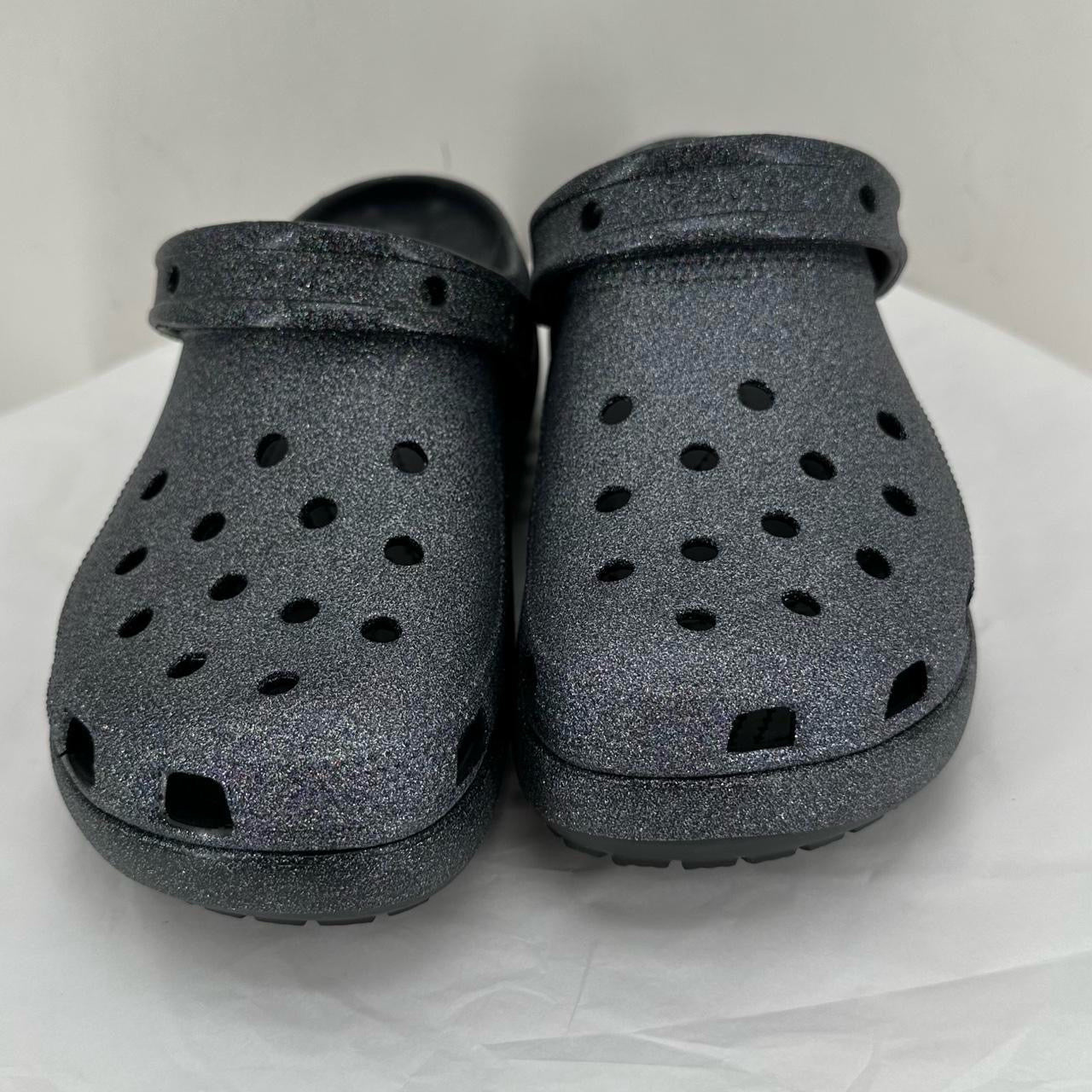 Silver W Shoe Size 9 CROCS Clog