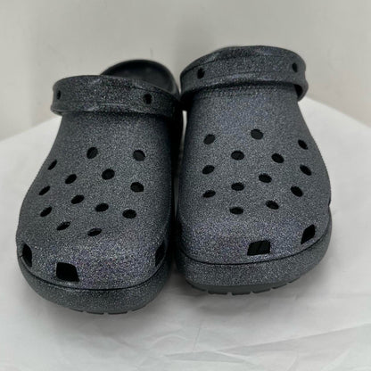 Silver W Shoe Size 9 CROCS Clog