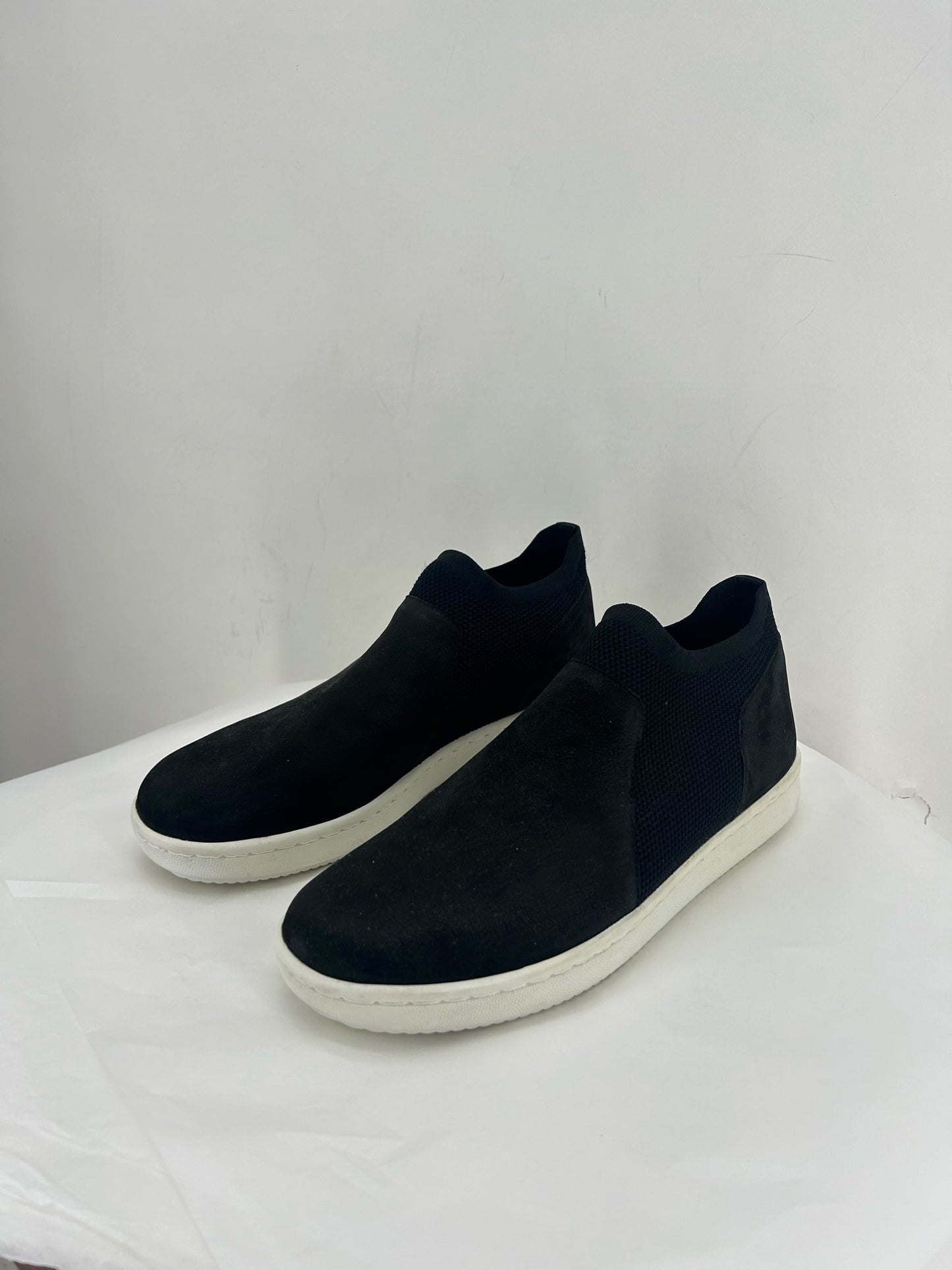 Black W Shoe Size 9.5 EILEEN FISHER Flats