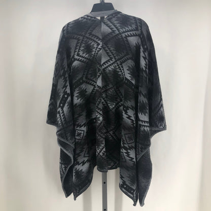 Size One Size NO TAG AZTEC Shawl