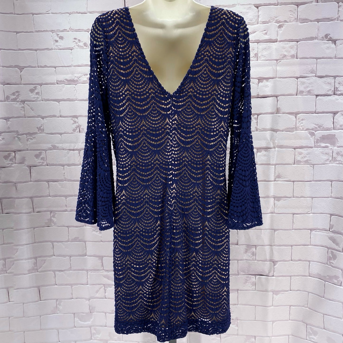 Size M LILLY PULITZER Dress