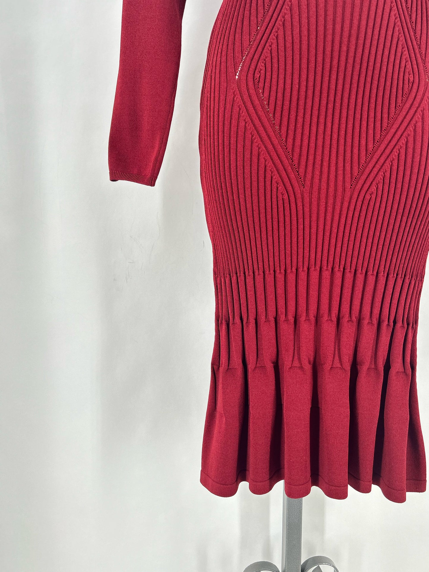 Size M Leon Max Knit Dress