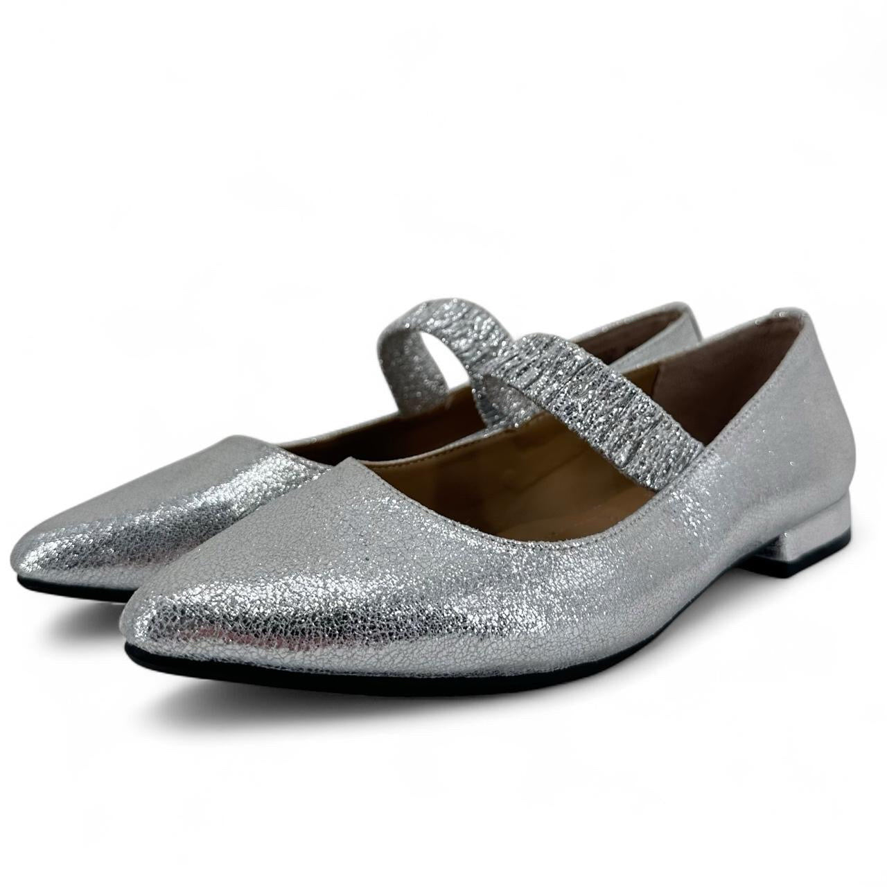 Silver W Shoe Size 7 KELLY & KATIE Flats
