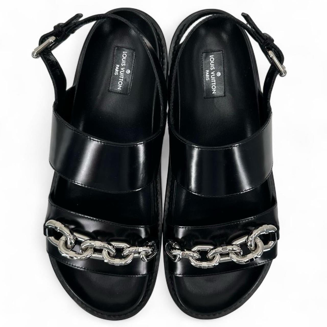 Black W Shoe Size 8.5 LOUIS VUITTON Sandals
