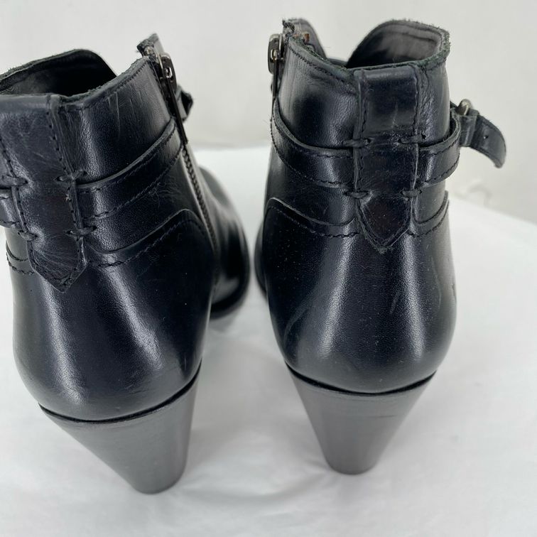 Black W Shoe Size 9 FRYE Boots