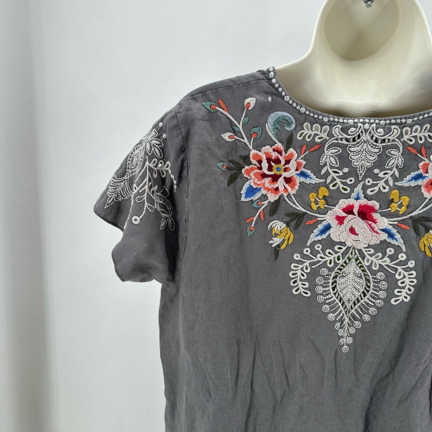 Size M JOHNNY WAS Dress